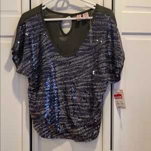 Gray sequin top with soft gray cotton back